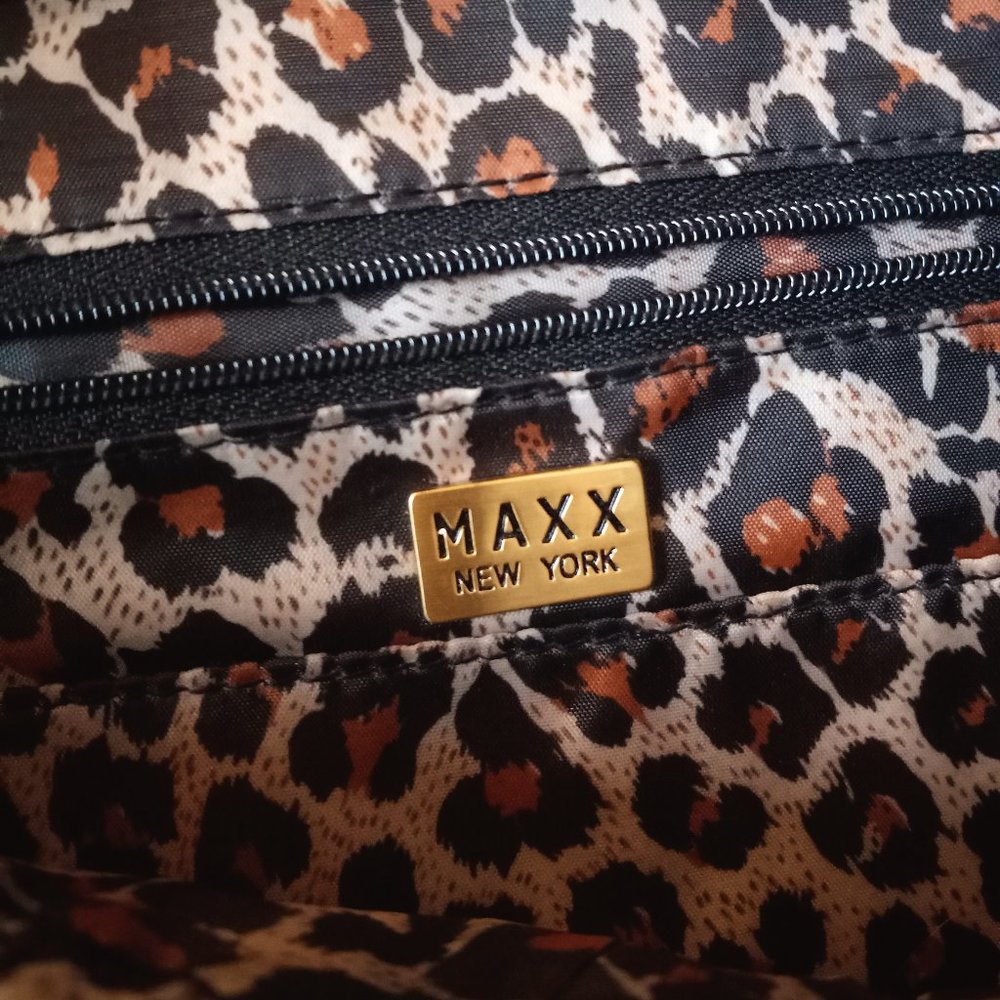 SOLD. MAXX NEW YORK Black Faux Leather Croc Studded Shoulder Bag GUC - Picture 4 of 8